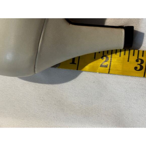 Life Stride Women’s Sable Taupe Smooth Soft round Toe Kitty Heels 9M minimalist - Picture 7 of 8